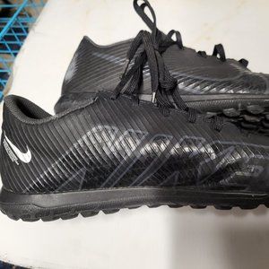 Nike Zoom Mercurial Vapor 15 Club TF DJ5968-001 Mens US Size 7 Turf Soccer Shoes